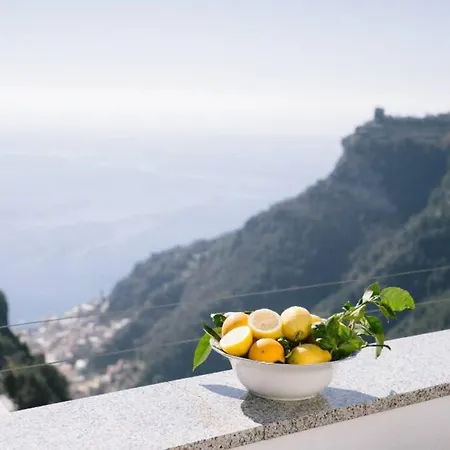 Terrazza Belvedere A -scala- Amalfi Coast- Park Included * Pontone
