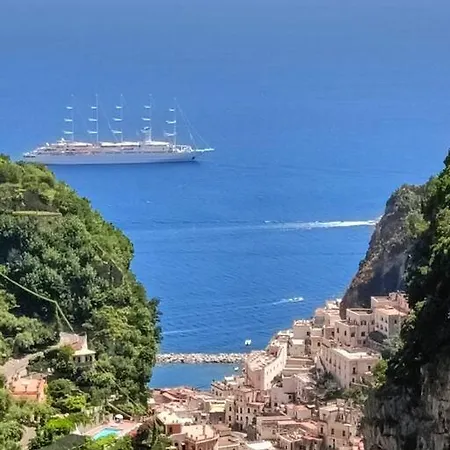 Terrazza Belvedere A -scala- Amalfi Coast- Park Included 아파트