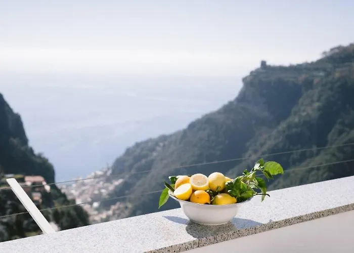 Terrazza Belvedere A -scala- Amalfi Coast- Park Included * Pontone