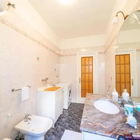 Terrazza Belvedere A - Amalfi Coast Apartment *